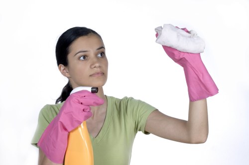 Preparing a rented home for end of tenancy cleaning